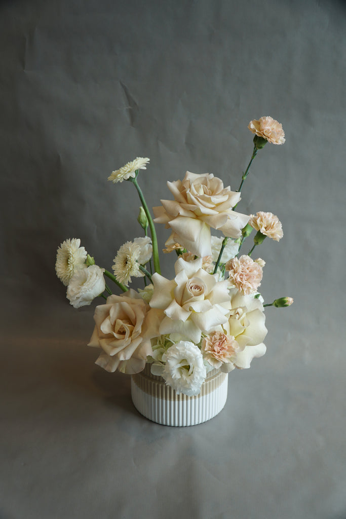 The Neutral Glow Arrangement