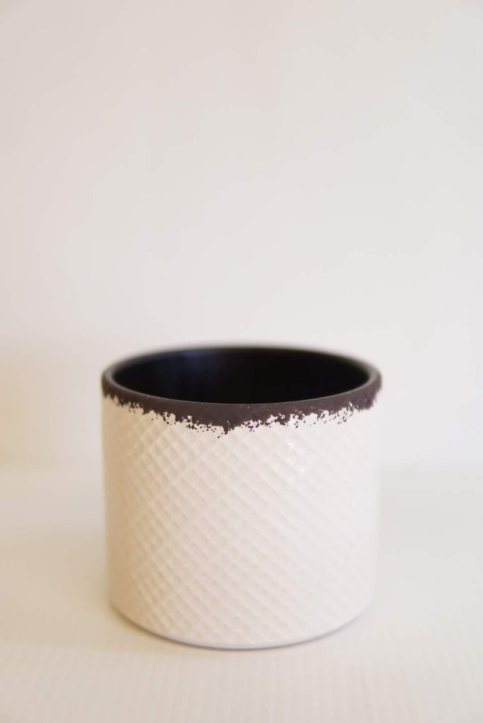 4" Round Crackle Pot
